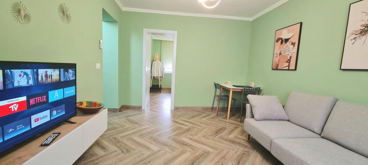 2V1 - Blloku Zy Apartment Tiranë Ngoại thất bức ảnh